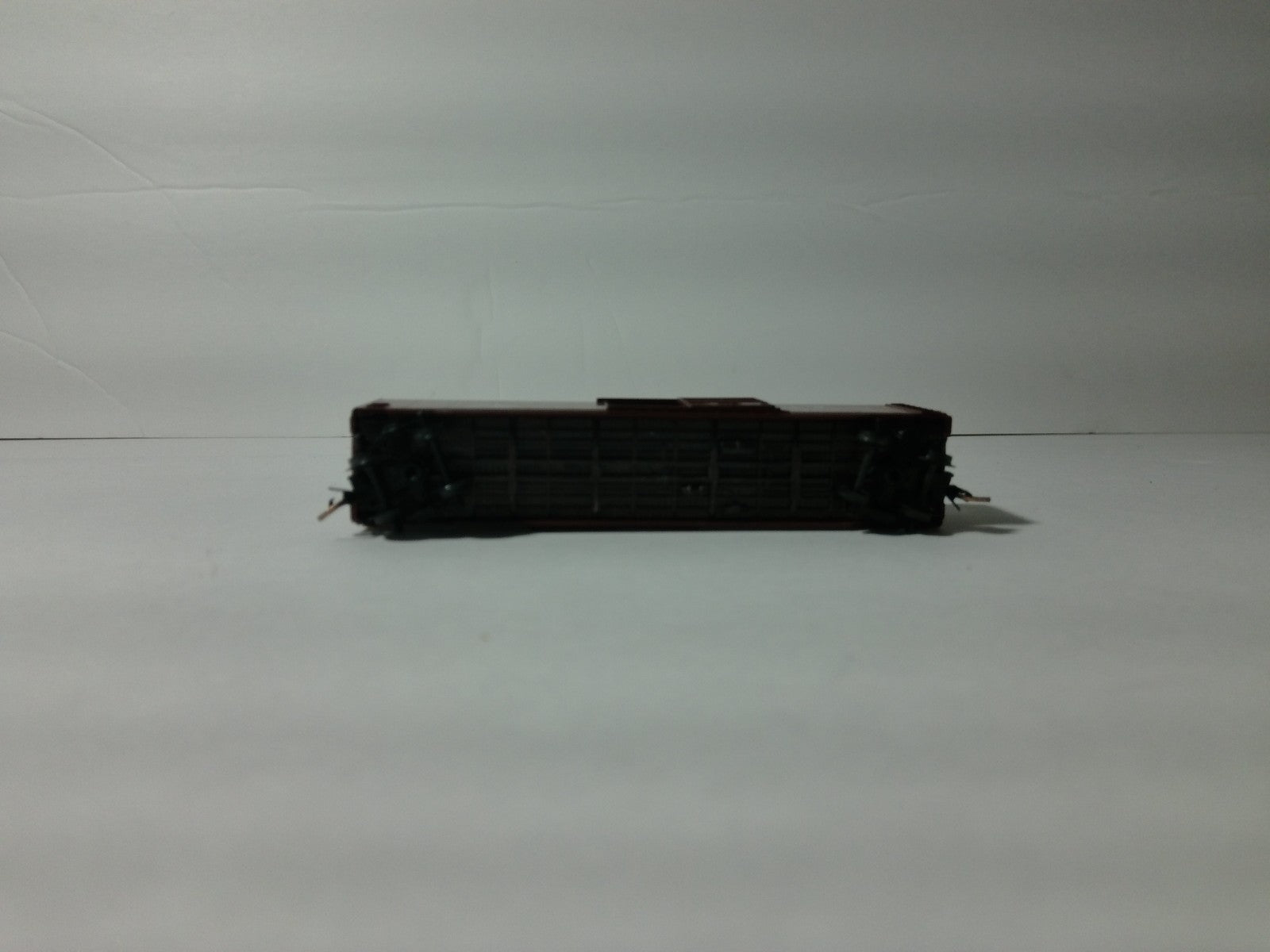 Micro Trains 31170 N Scale 50' Standard Boxcar Single Door N.P #314686