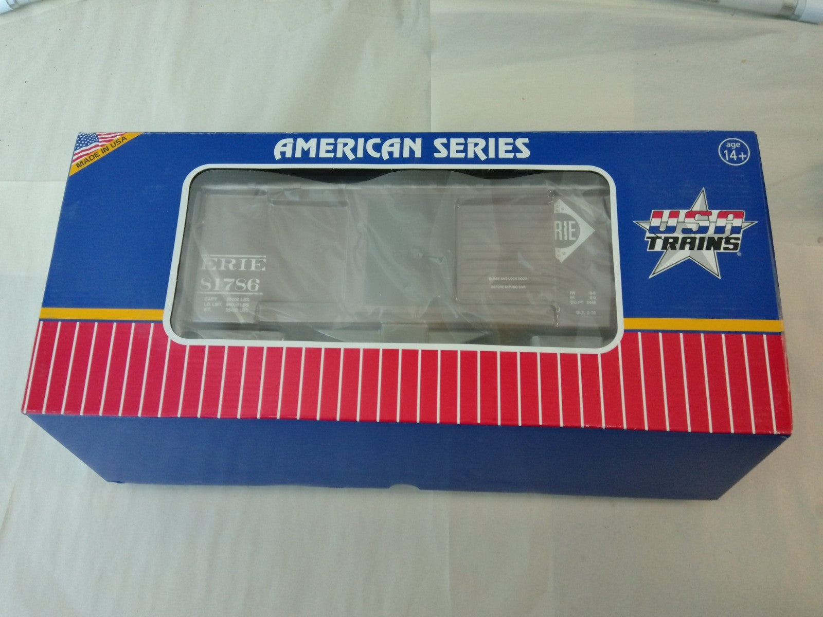 USA Trains R19109A G Scale Steel Box Car erie #817862