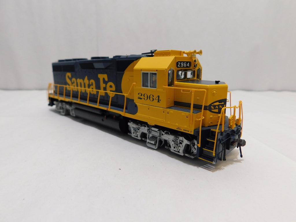 Atlas 10-004-038 HO Scale GP40 Diesel Locomotive, DCC+Sound, Santa Fe #29644