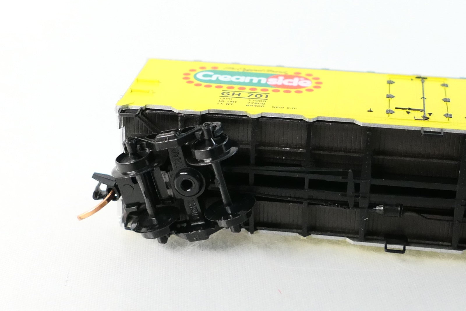 Micro Trains 59070 N Scale Creamsicle 701 40' Steel Ice Reefer Rolling Stock6