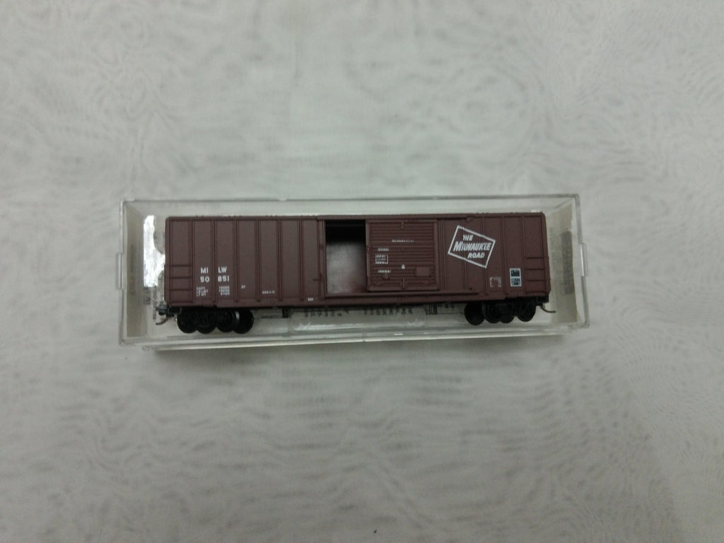 Micro Trains 25310 N Scale Box Car Milwaukee Road 1
