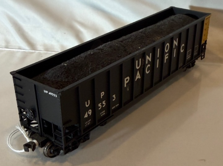 HO Scale Roundhouse Union Pacific UP hopper 495532