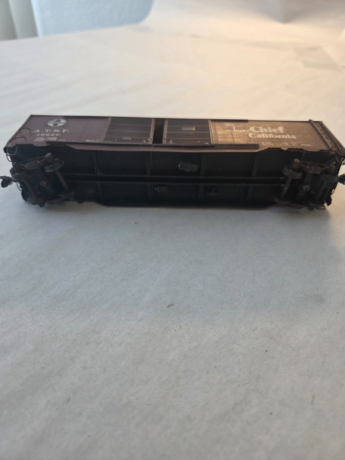 Athearn HO Scale Santa Fe "50' Auto Super Chief" A.T.S.F 105293