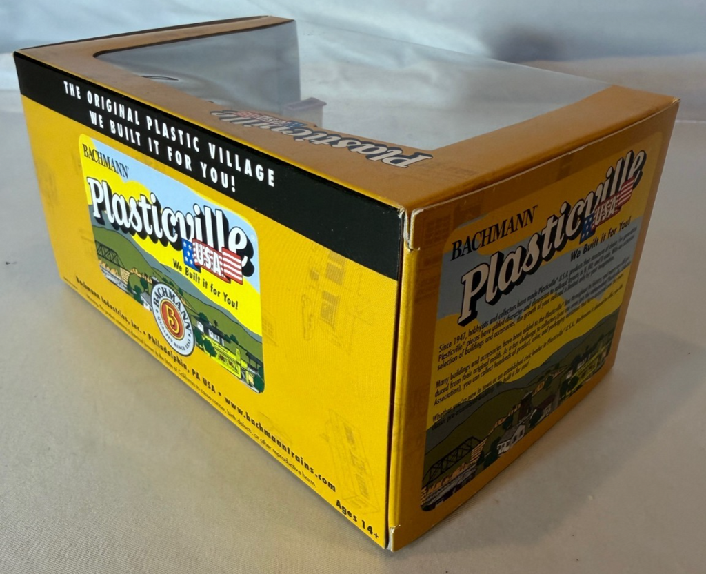 Bachmann 45904 Plasticville Gas Station Built-Up Train Building N Scale2