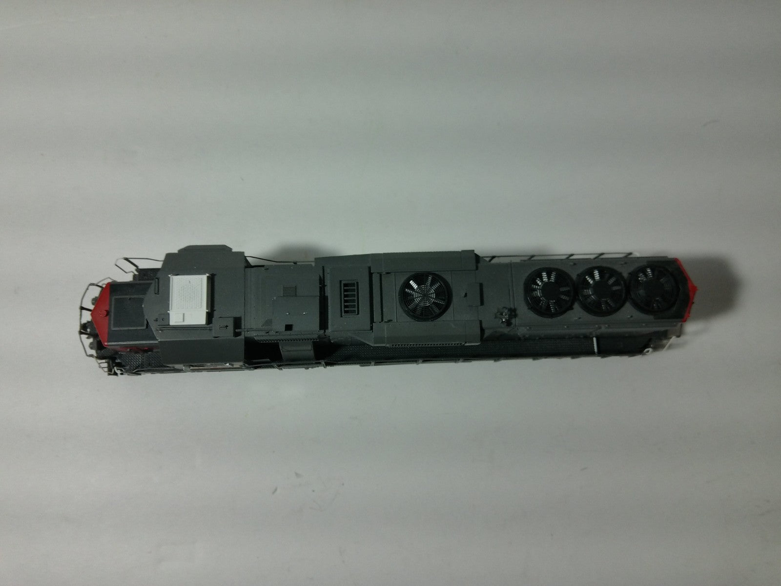 Walthers 920-41815 HO Scale EMD GP60 Locomotive, Sound&DCC UP #19654