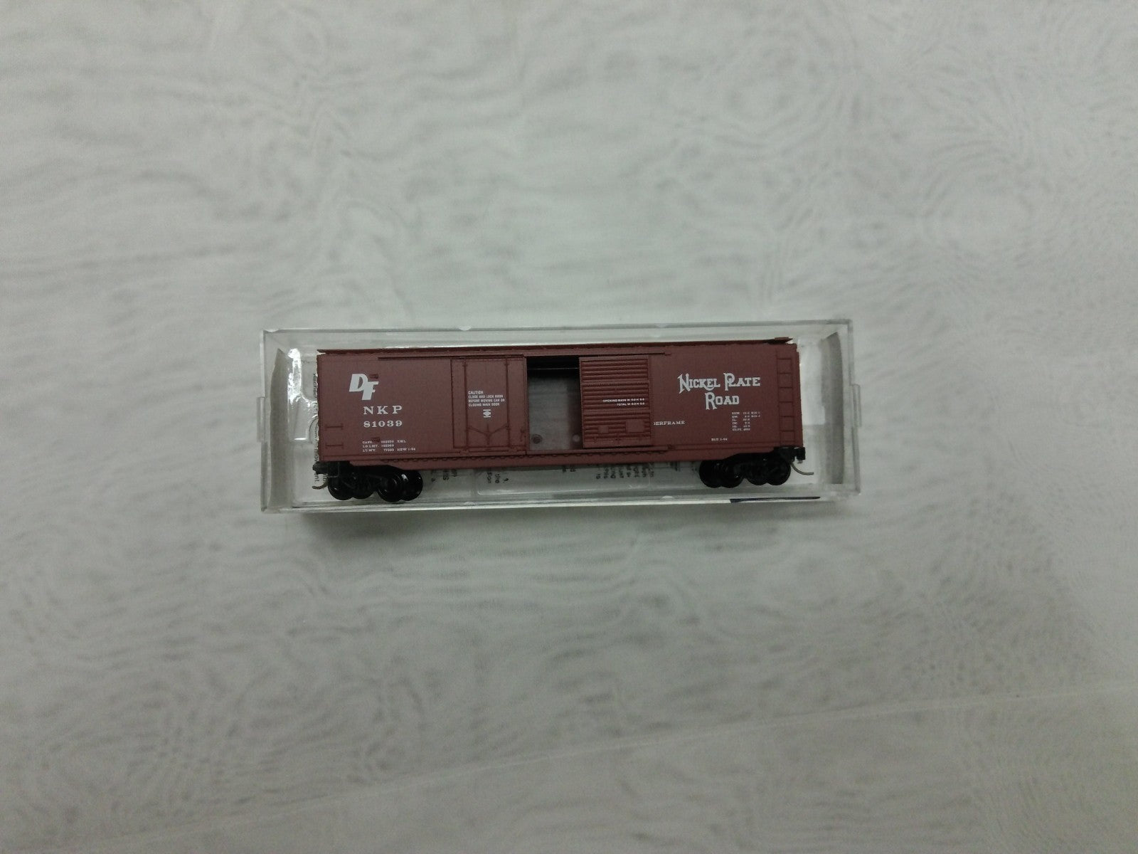 Micro Trains 33110 N Scale Boxcar Nickel Plate Road1