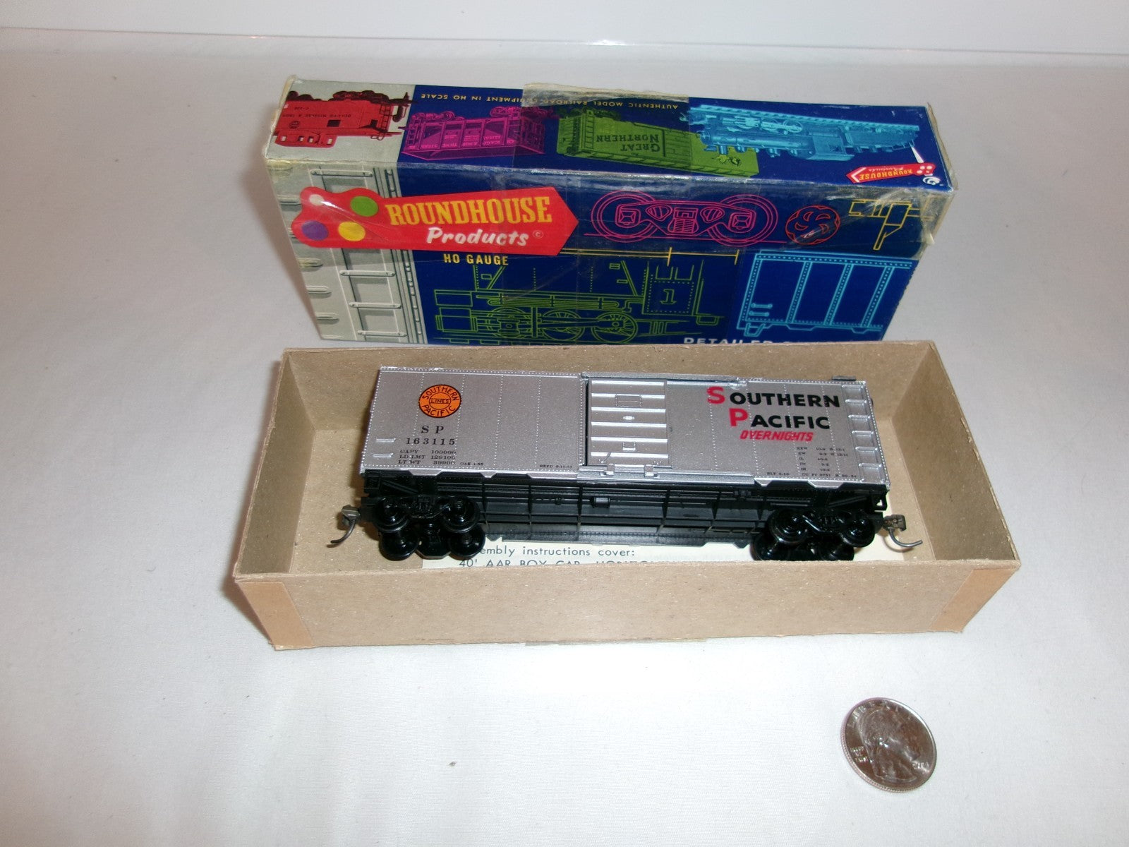  Roundhouse Blue Box 1071 HO Scale 40' Box Car Kit, Southern Pacific #1631153