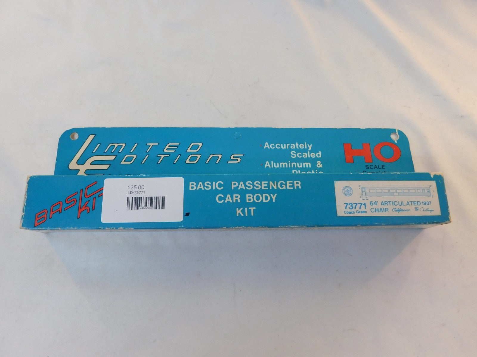 Limited Editions 73771 HO Scale 64' Articulated Chair Kit (2 Pcs) The Challenger1