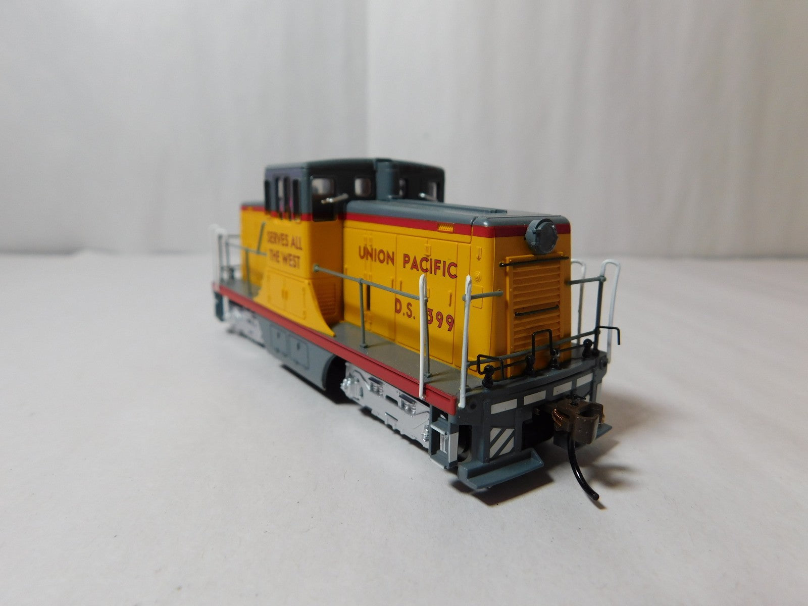 Bachmann 68204 HO Scale GE 44-Ton Switcher, DCC + Sound, UP #DS-13994