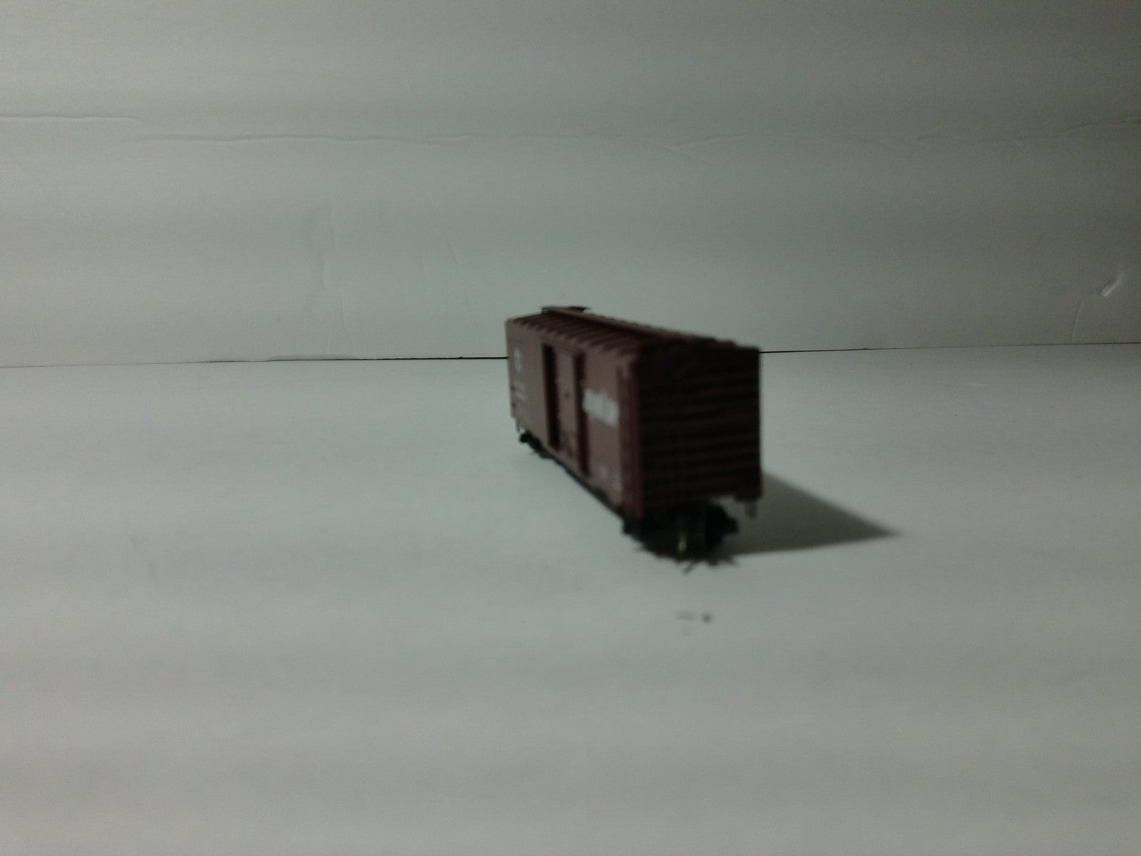 Micro Trains 20072 N Scale 40' Standard Boxcar Single Door A.T.S.F #1444323