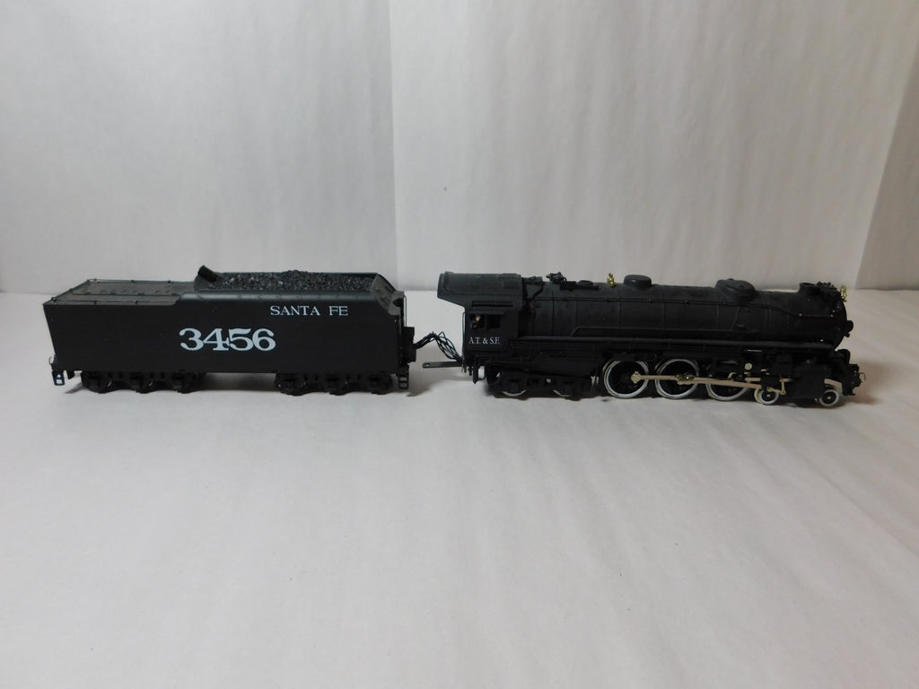 IHC Mehano 23000 HO Scale 4-6-4 Hudson Locomotive and Tender, ATSF #34560