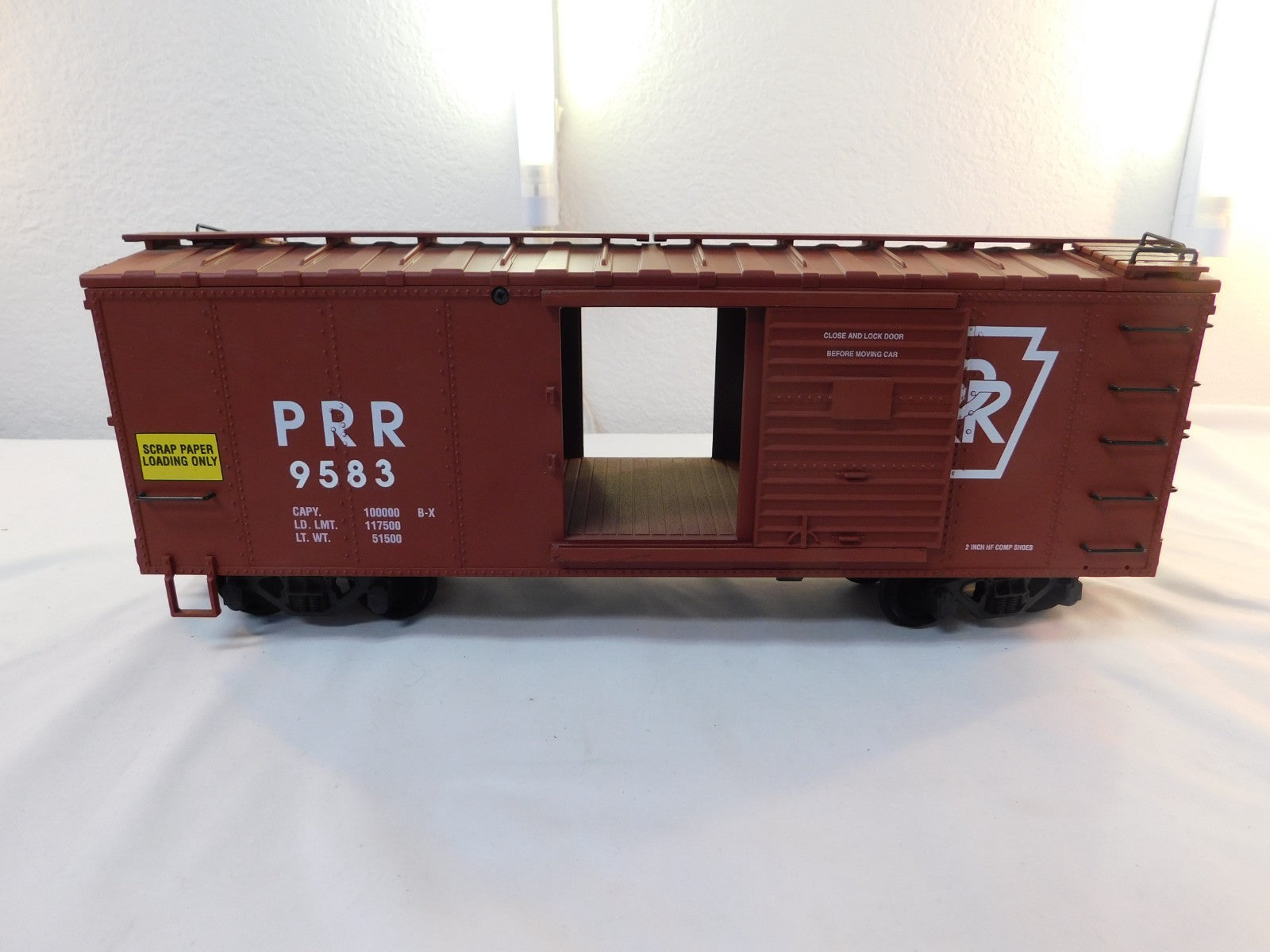 USA Trains R19062B G Scale Steel Box Car Pennsylvania #95833