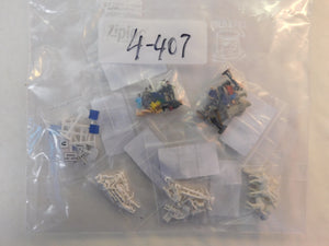 Grab Bag HO Scale Figurines Lot# 4-407, 6 Packages
