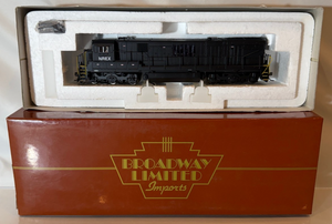 Broadway Limited Imports GE C30-7 2 Window Norfolk & Western #8007