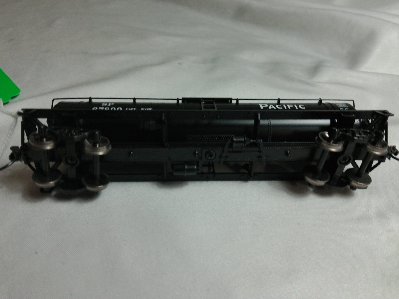 Bachmann HO Scale Southern Pacific Tank Car SP #67899 - No Box - Used2
