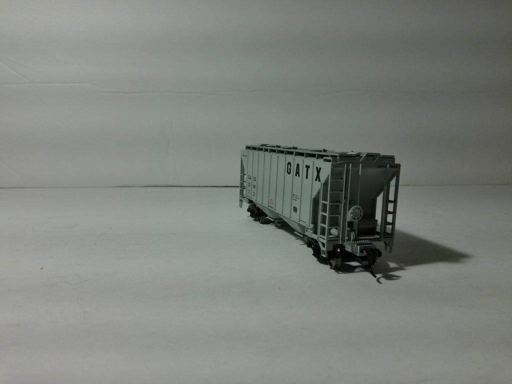 Walthers 932-5385 HO Scale Cement Covered Hopper GATX #32486
