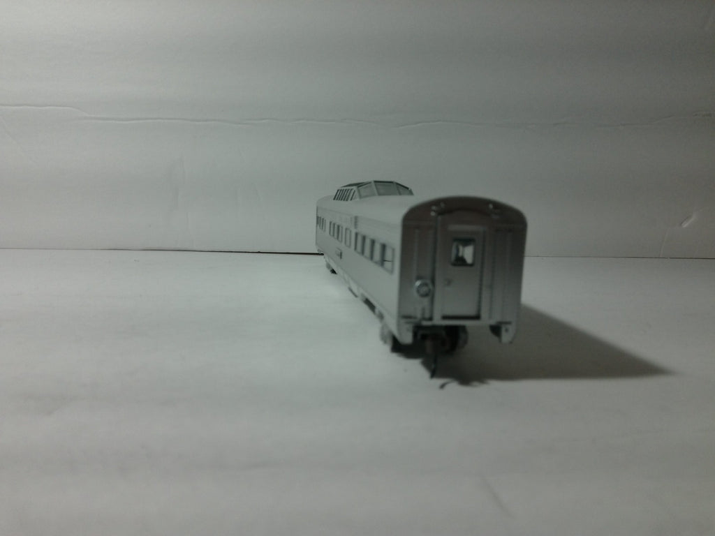 Athearn 7923 HO Scale Rock Island Streamline Passenger Vista Dome6