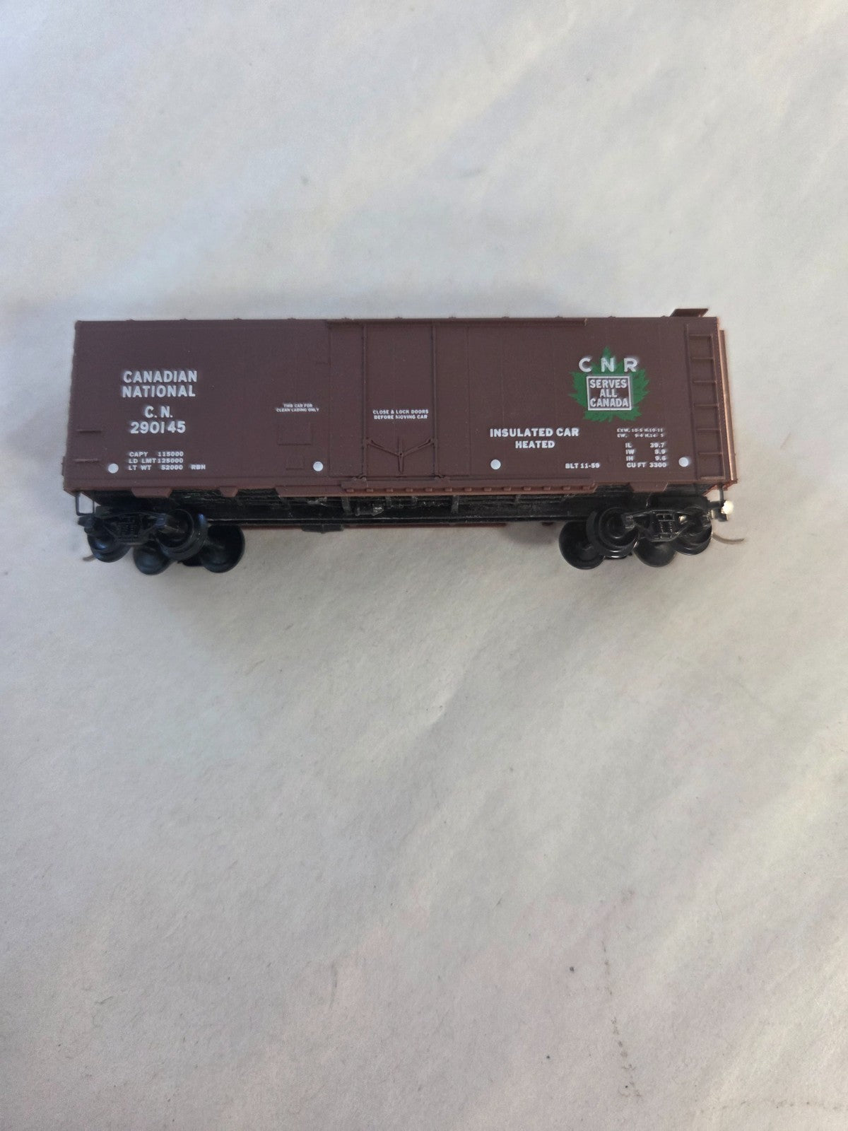 Micro-Trains #21120 N Scale 40' Standard Boxcar "Canadian National 290145"0