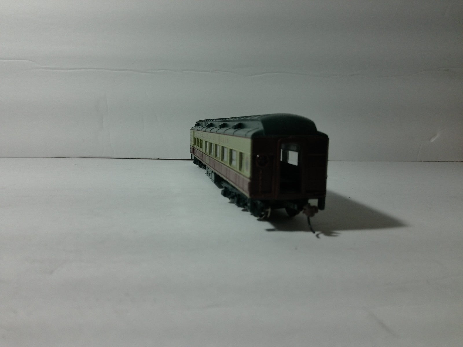 Athearn 85103 HO Scale Napa Valley RR Diner Car Gourmet Express #11006