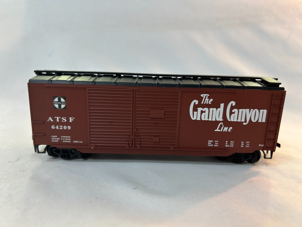 Roundhouse Products 20603 HO Scale 40' AAR Boxcar, Santa Fe, Grand Canyon #642090