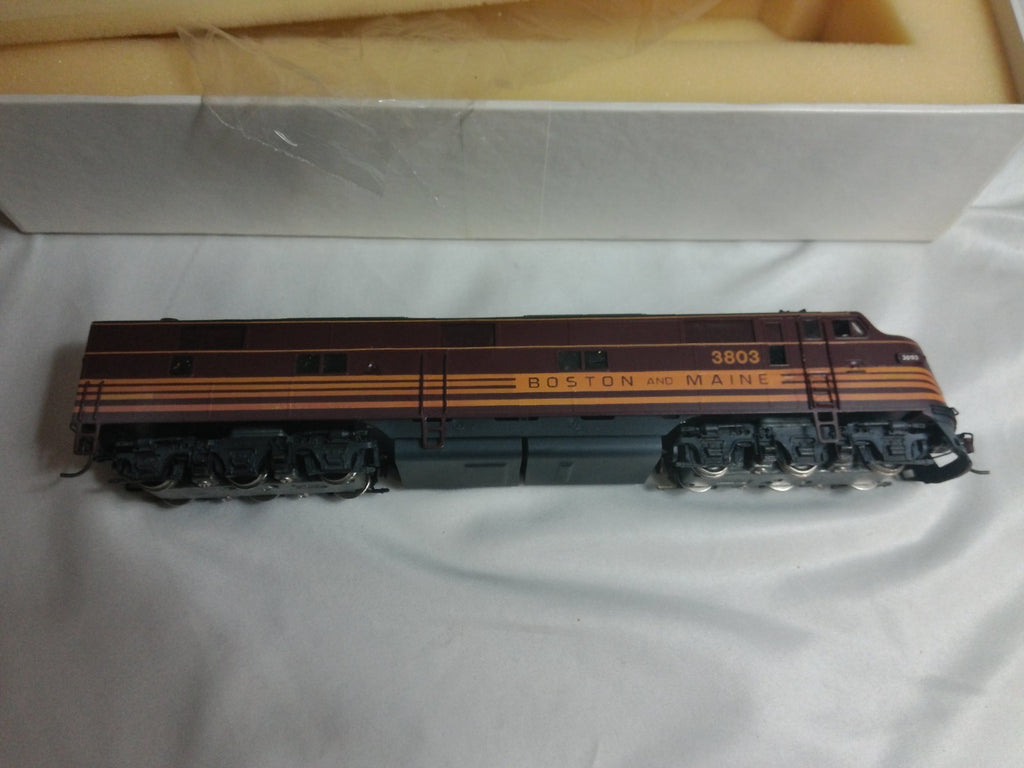 HO Scale Sunset Models Boston and Maine EMD E7 A-Unit Brass DC Locomotive1
