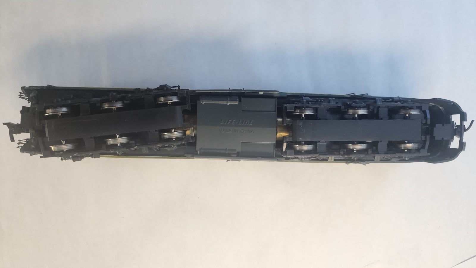 Life Like 21613 HO Scale Proto 2000 Alco Locomotive, Erie Road #8625