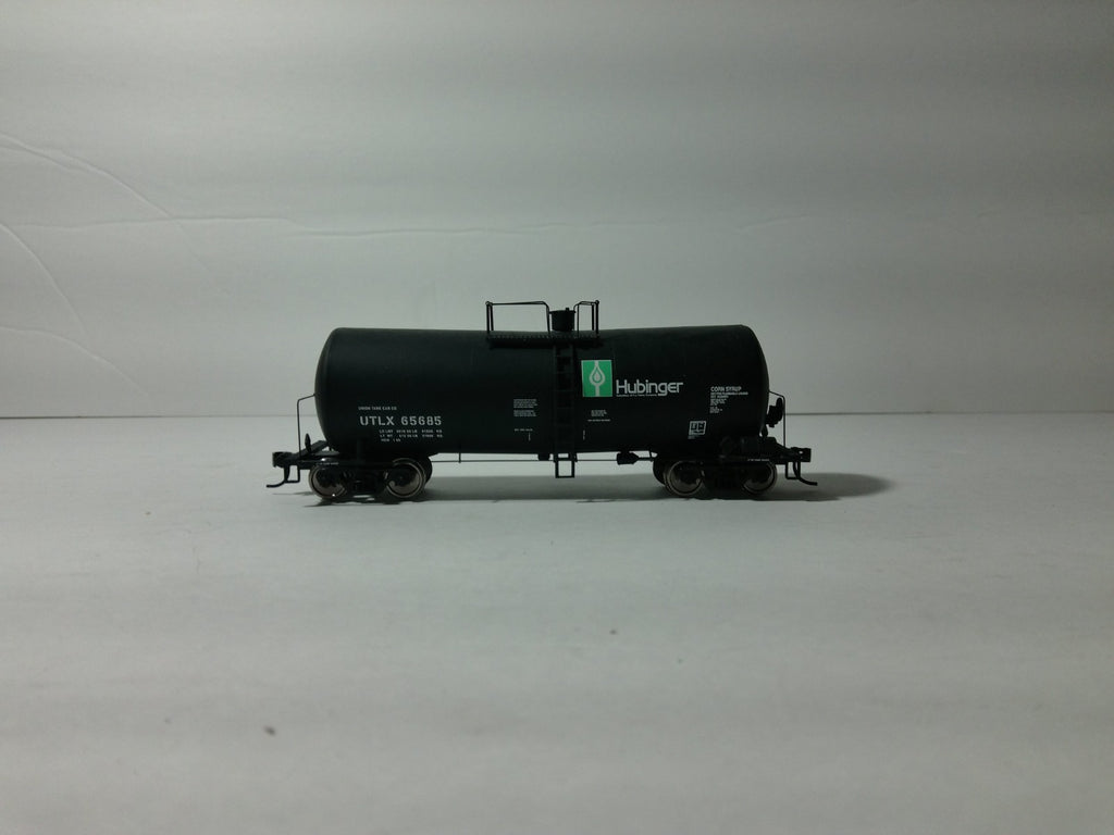 Walthers 932-7222 HO Scale Tank Car Hubinger UTLX #656850