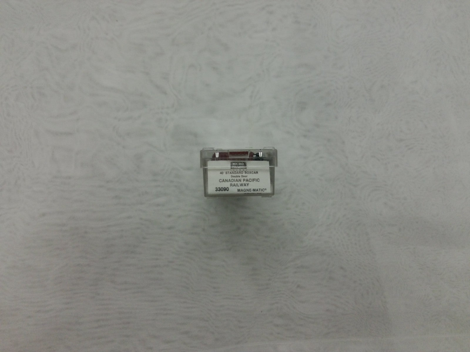 Micro Trains 33090 N Scale Box Car Canadian Pacific Railway2