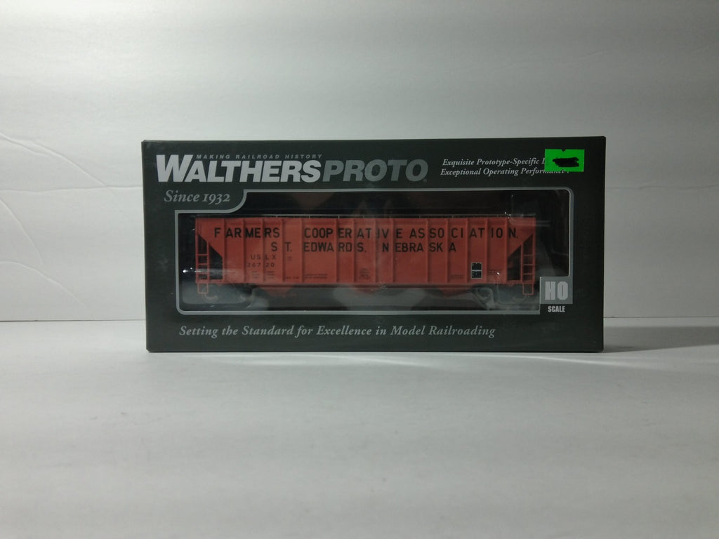 Walthers 920-106158 HO Scale Covered Hopper Farmers CO-OP Association USLX#267202
