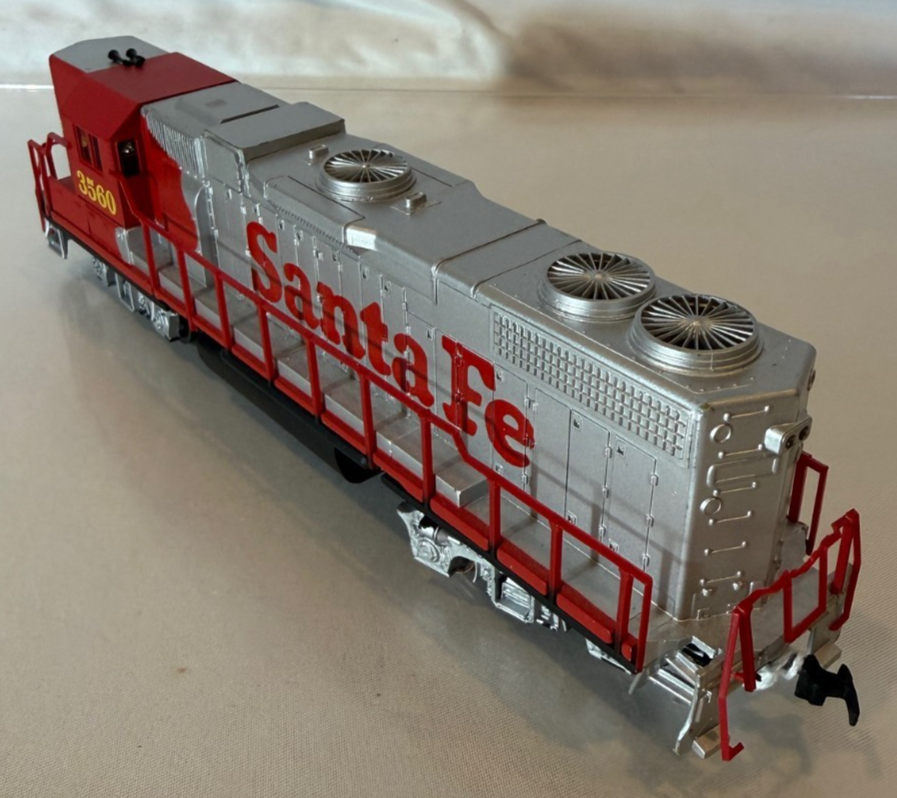 HO Scale Life Like Santa Fe #3560 Diesel Engine Locomotive1