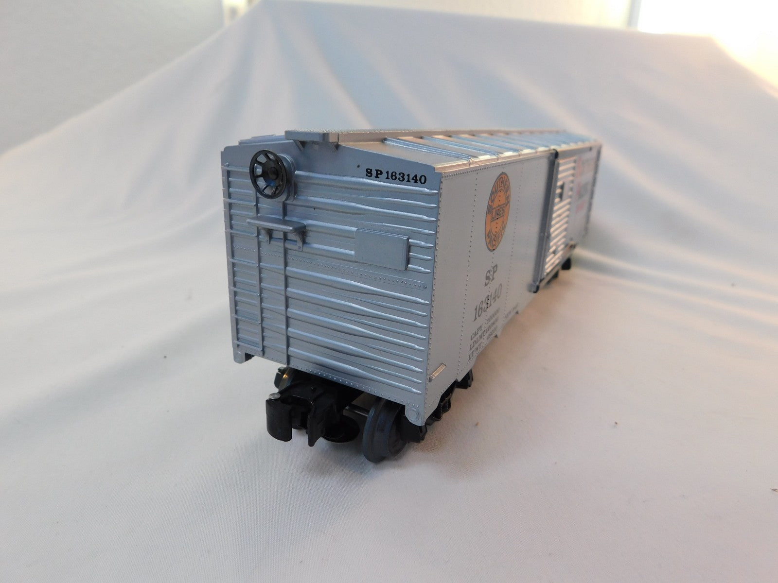 KMT 163140 O Gauge Box Car, Southern Pacific Lines Overnights SP #1631404