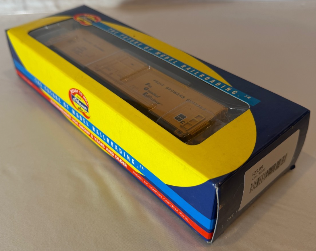Athearn HO 50' FGE-CRR PD Superior Box Car #913052