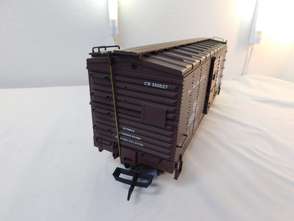 USA Trains R19090A G Scale Steel Box Car CR/NH #3505274