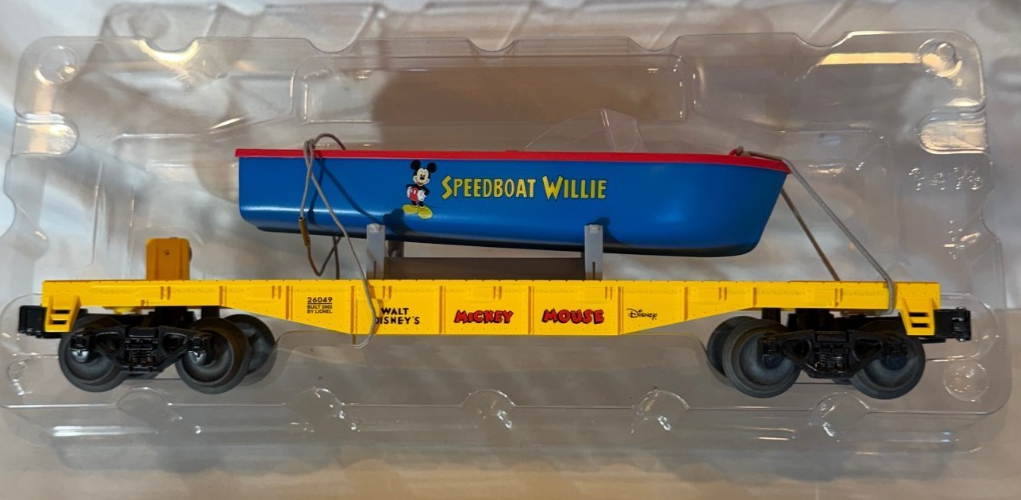 Lionel 26049 - O Scale Disney Mickey Mouse Speedboat Willie Flatcar W/Boat1