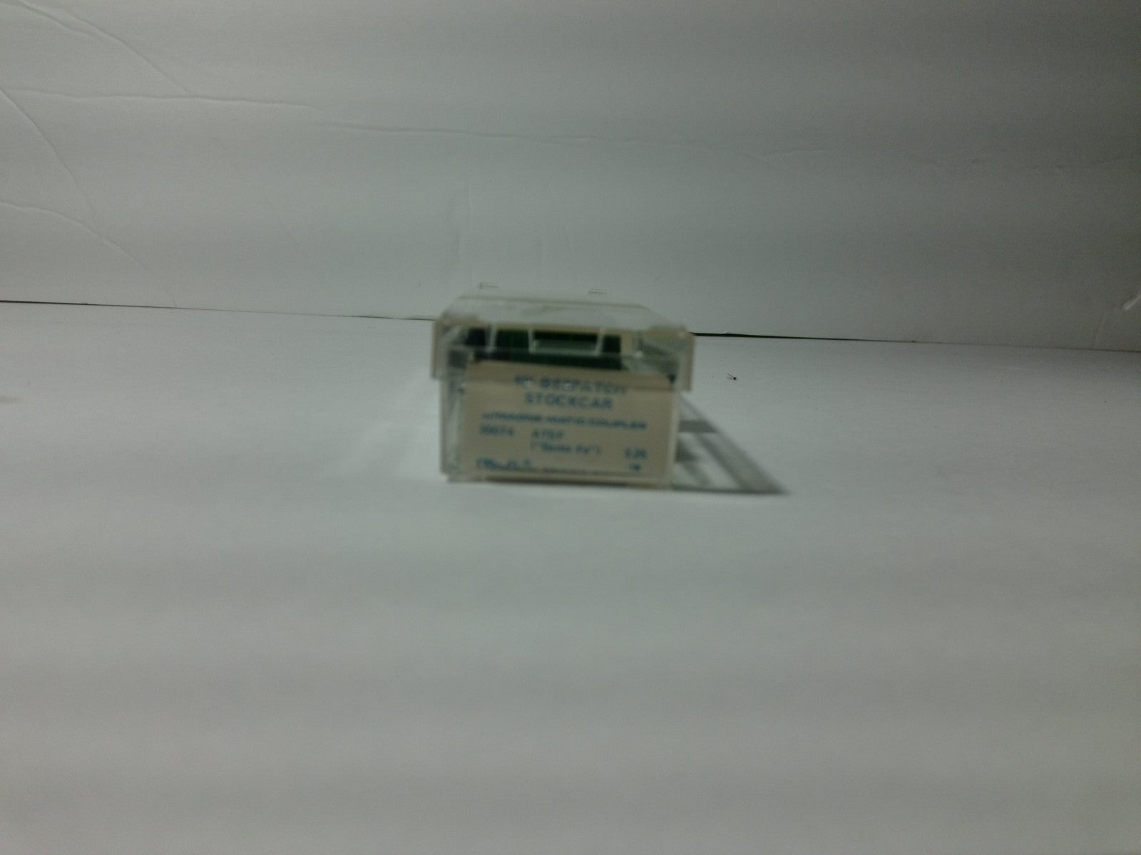 Micro Trains 35074 N Scale 40' Despatch Stockcar A.T.S.F #686422