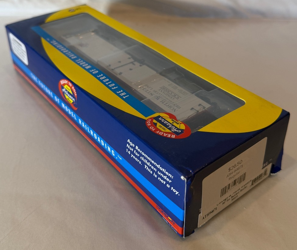 HO Athearn RTR 94671 Chicago North Western  50’ Ice Bunker Reefer 500103