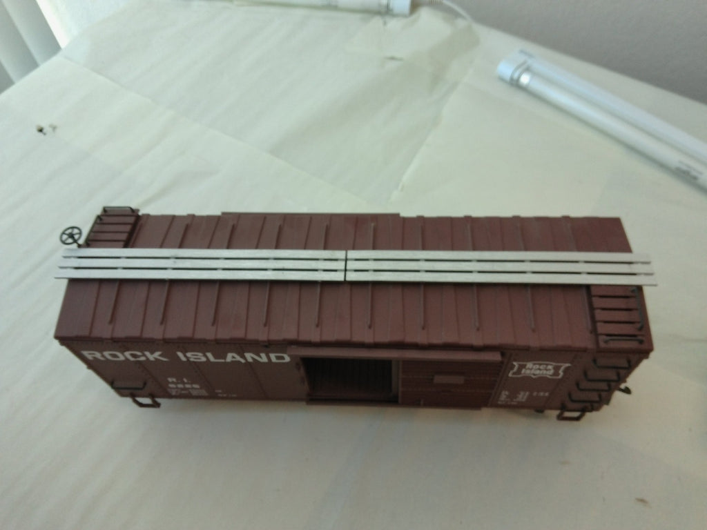 USA Trains R19104A G Scale Steel Box Car Rock Island #62254