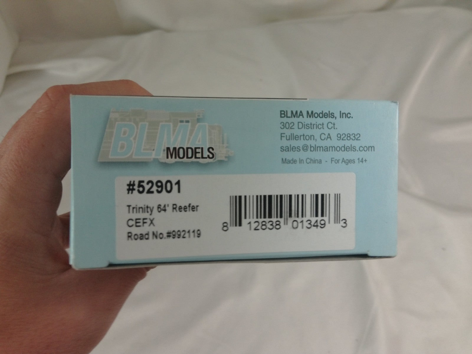 BLMA Models 52901 HO Scale 64' Trinity Reefer CEFX #992119 Rolling Stock4