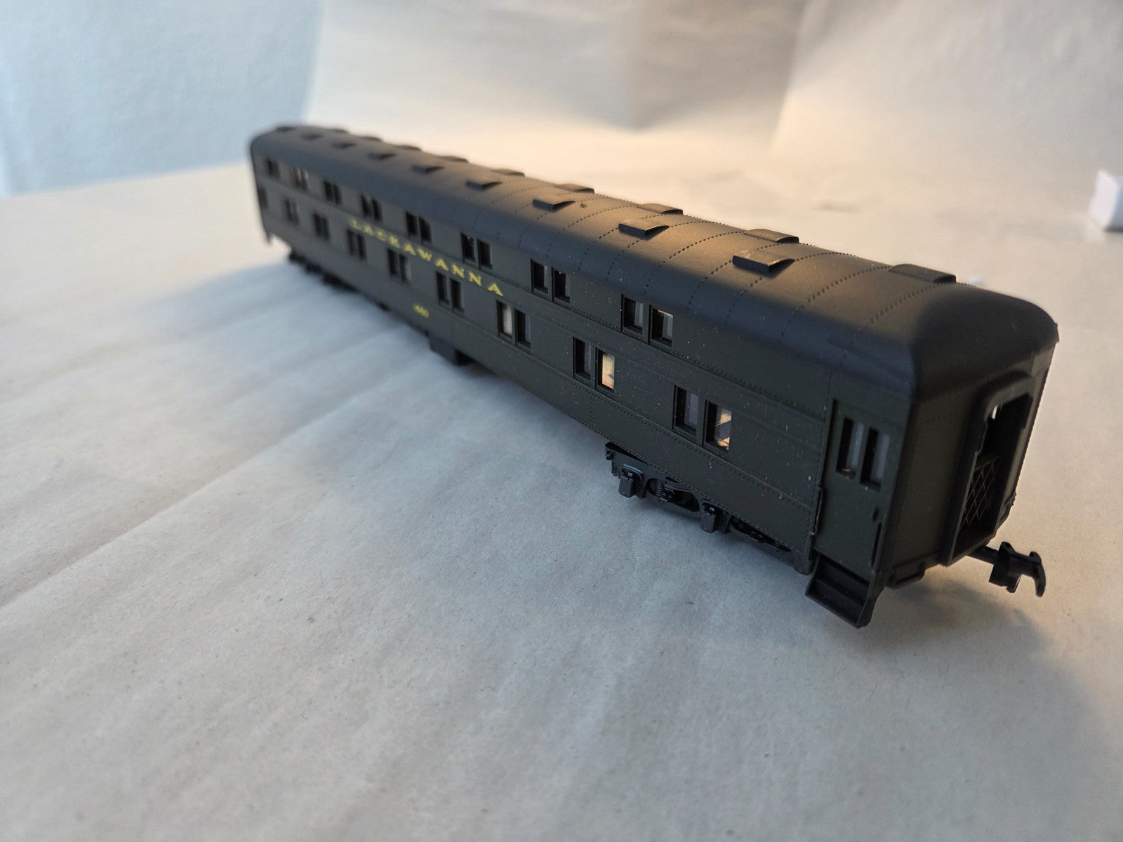 Rivarossi #2841/0 HO Scale Passenger Car "Lackawanna 489"4