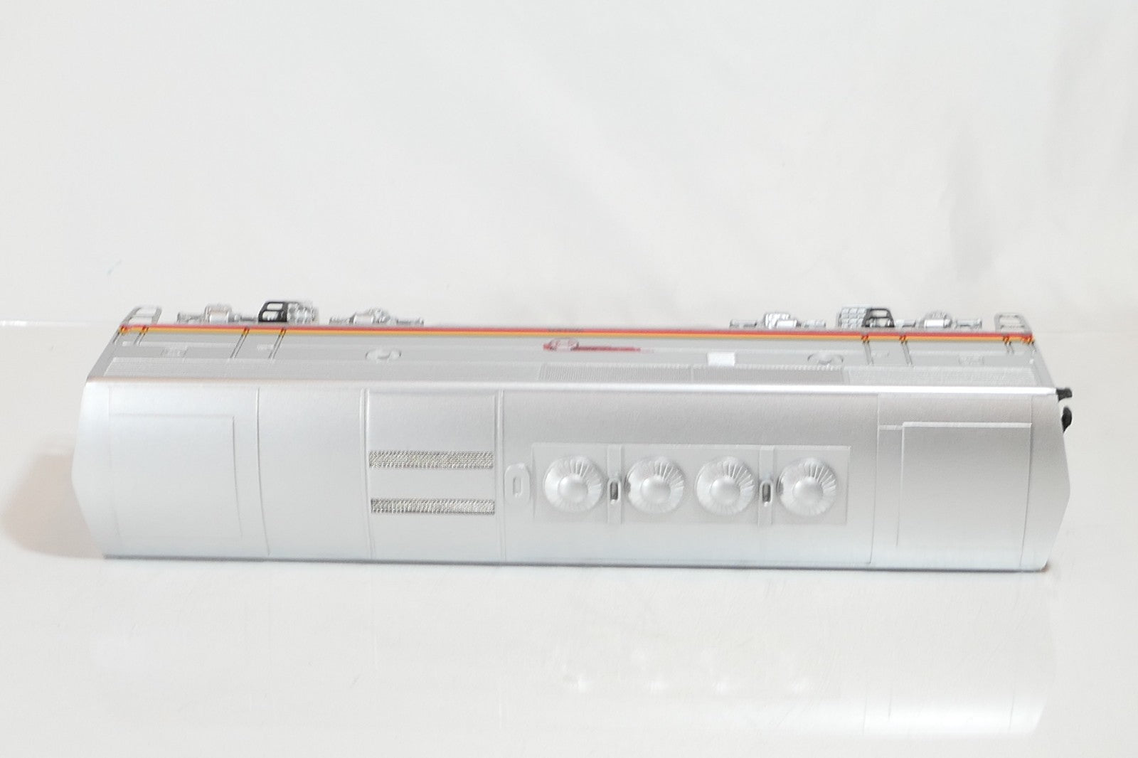 Lionel 18115 - O Nonpowered Locomotive Santa Fe F-3 B Unit2