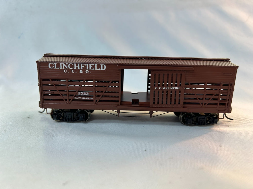 Roundhouse 84207 HO Scale 36' Stock Car, Clinchfield #27233
