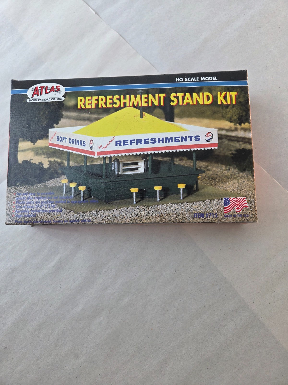 Atlas #715 HO Scale Building Kit "Refreshment Stand"0