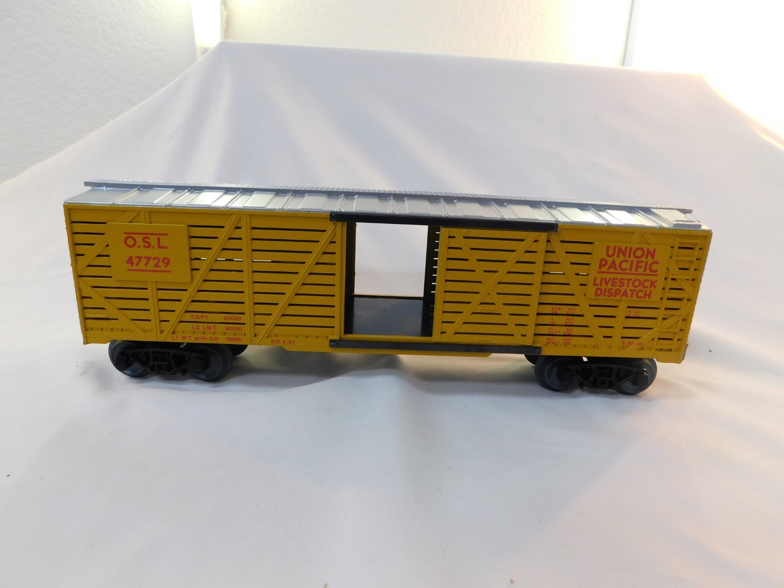 KMT 47729 O Gauge Union Pacific Stock Car, Livestock Dispatch O.S.L. #477292