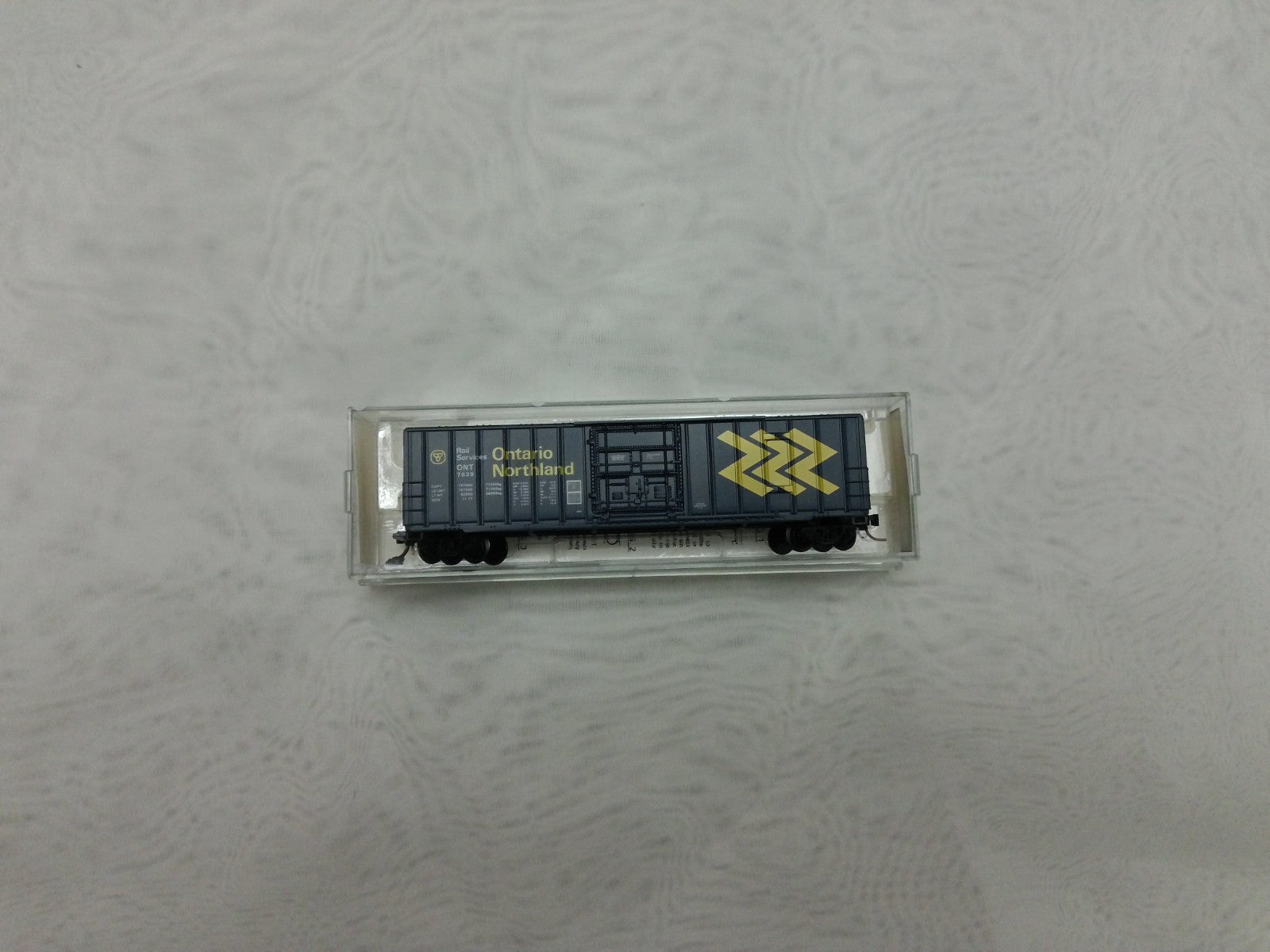 Micro Trains 27040 N Scale Boxcar Ontario Northland1