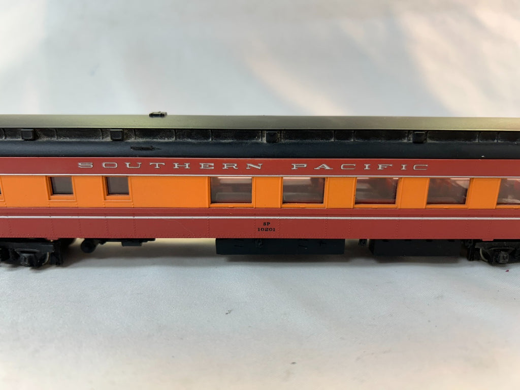 Bachmann Spectrum 89134 HO Scale Passenger Car, Southern Pacific Daylight #102011