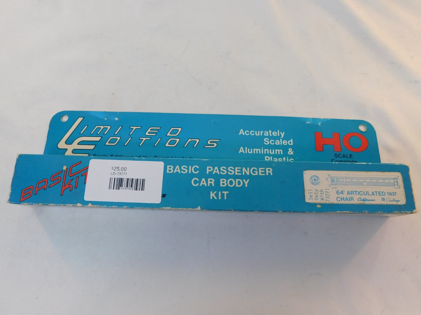 Limited Editions 73771 HO Scale 64' Articulated Chair Kit (2 Pcs) The Challenger3