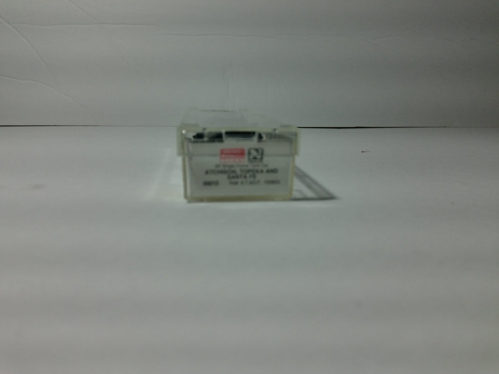 Micro Trains 65010 N Scale Atchison Topeka and Santa Fe #100823 Tanker2