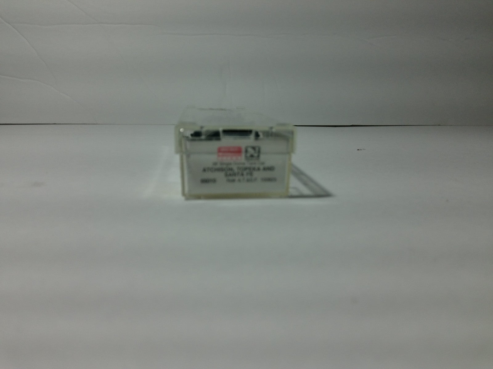 Micro Trains 65010 N Scale Atchison Topeka and Santa Fe #100823 Tanker2