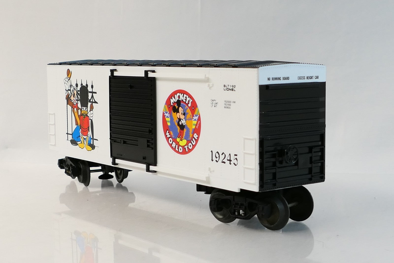Lionel 19245 - O Scale Mickey's World Tour Hi Cube Boxcar2