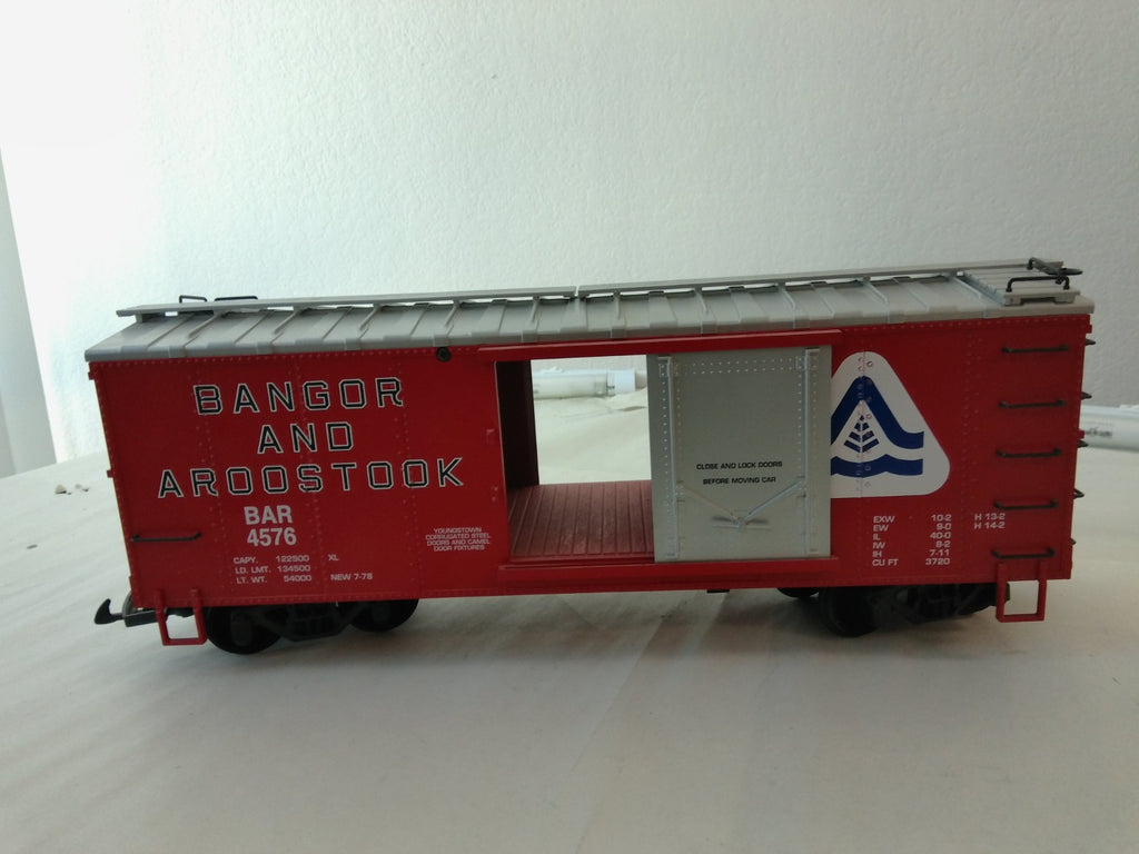 USA Trains R19065 G Scale Steel Box Car Bangor & Aroostook #45763